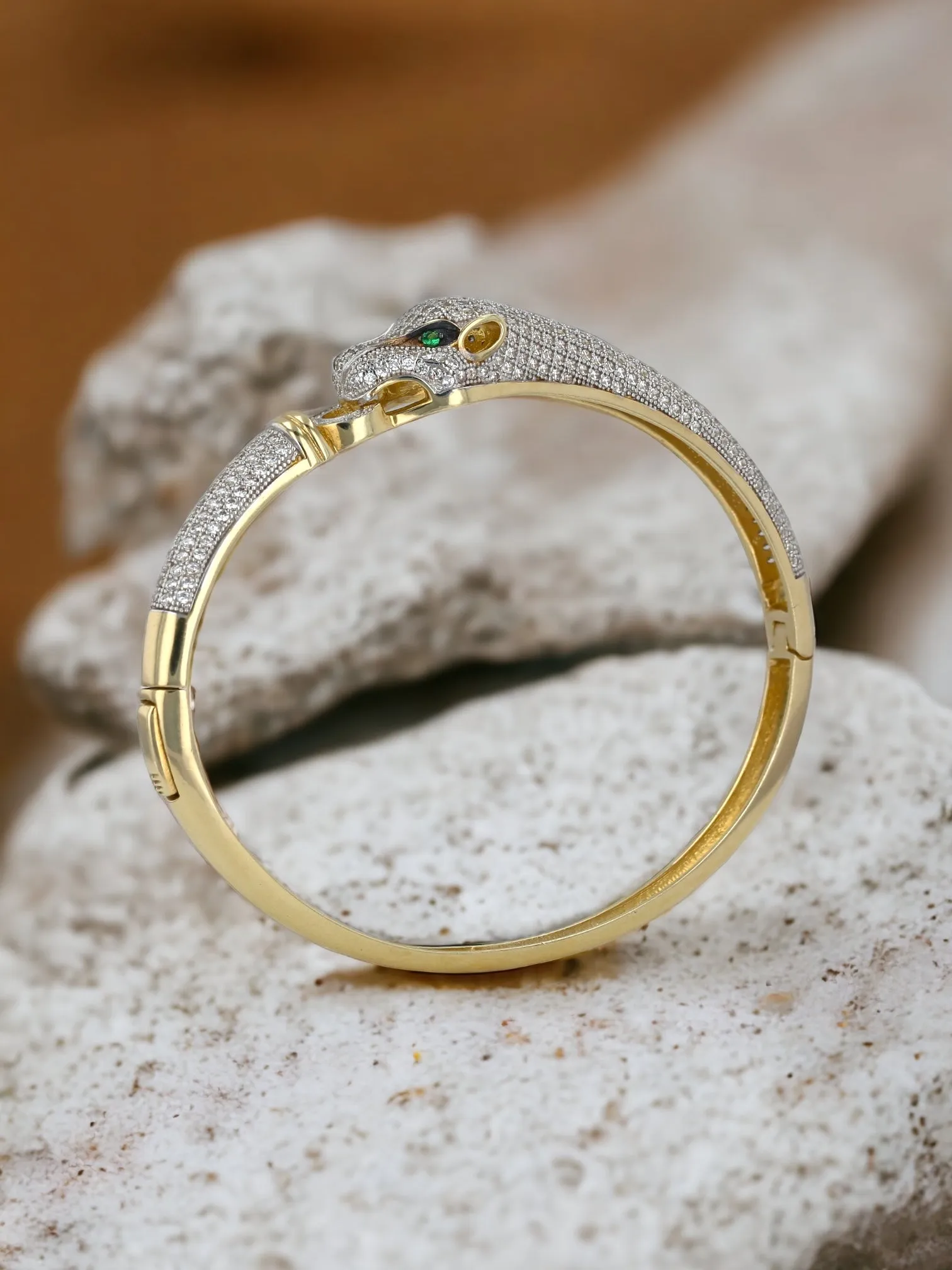 10K Yellow Gold Panther bangle-H154