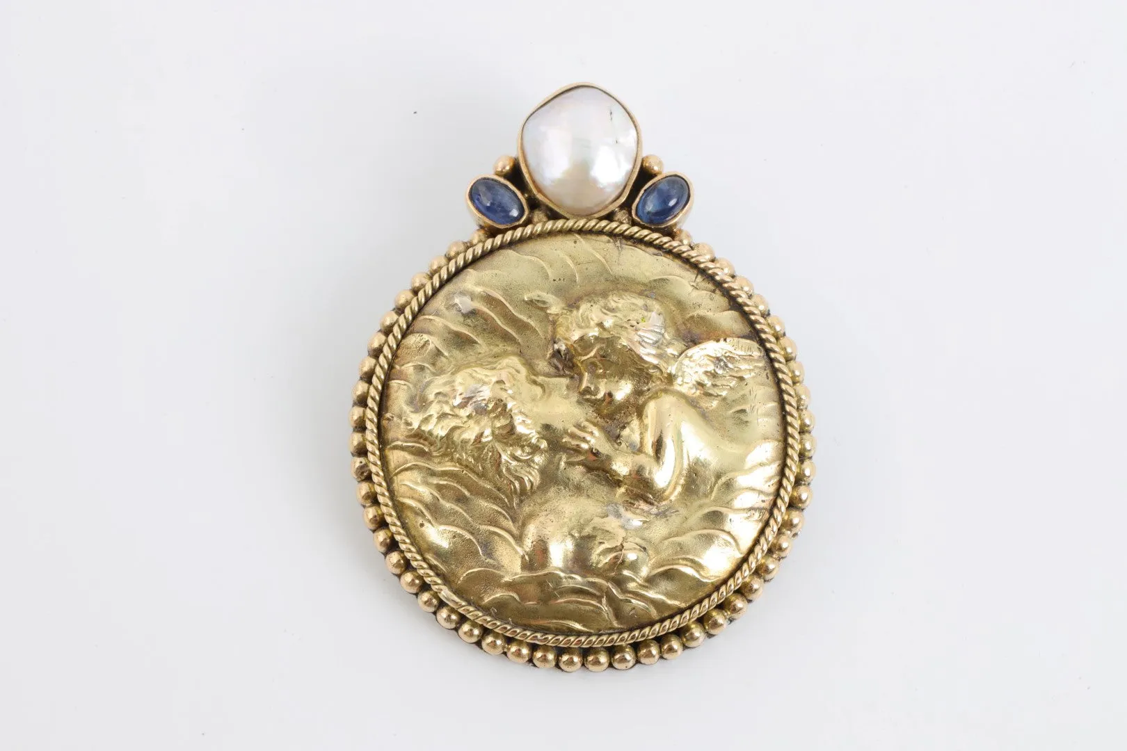 18k Yellow Gold & 925 Cameo Brooch with Mother of Pearl & Stone Inlay (21.56g.)