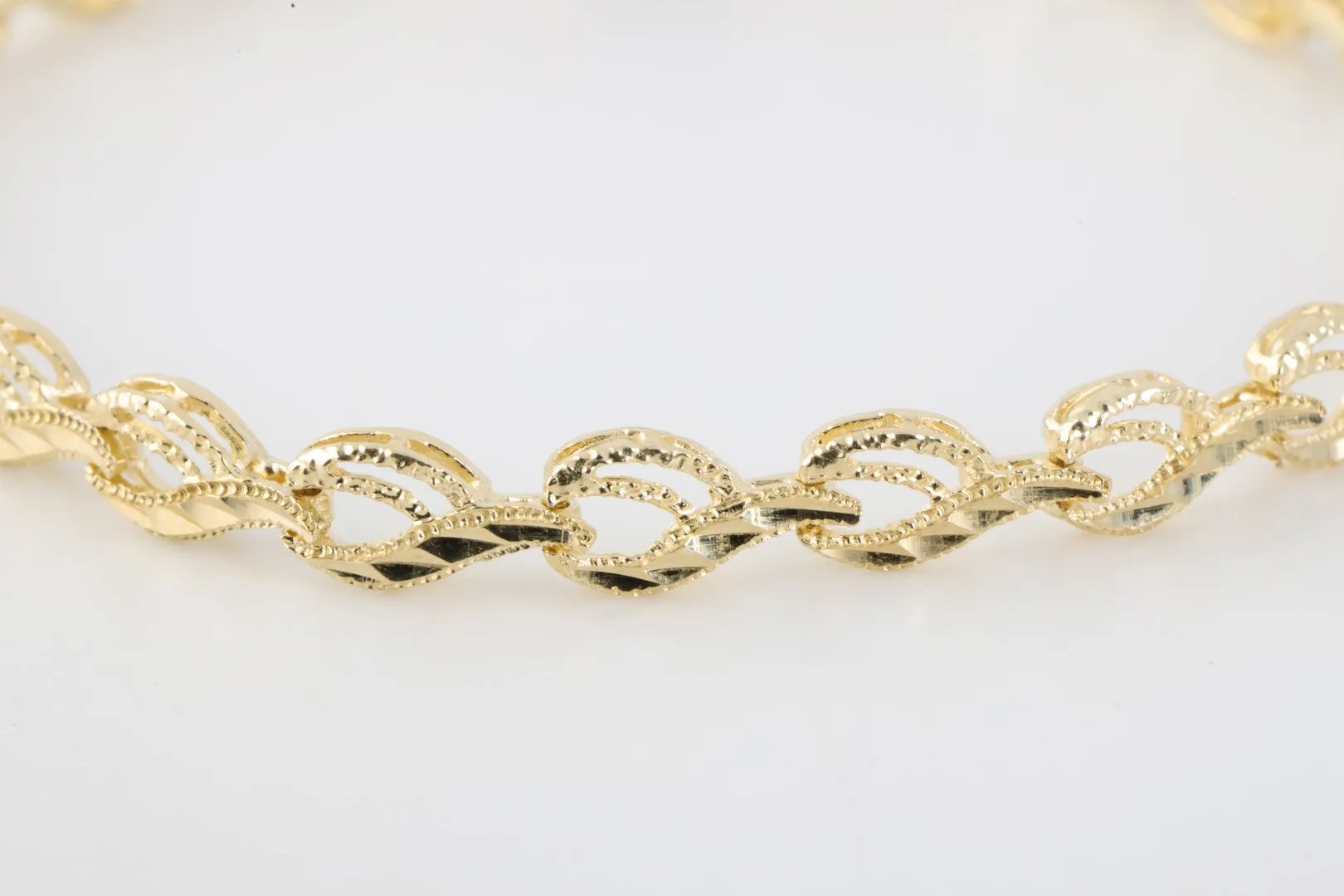 7" 14k Yellow Gold Openwork Link Bracelet (7.12g.)