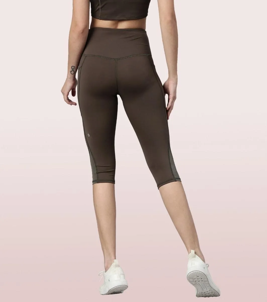 Active Capri Legging| Dry Fit Active Capri Legging With Reflective Graphic