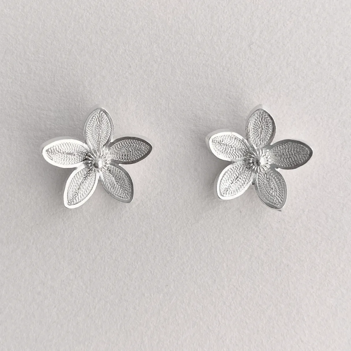 APPLE BLOSSOM SILVER STUD EARRINGS FILIGREE