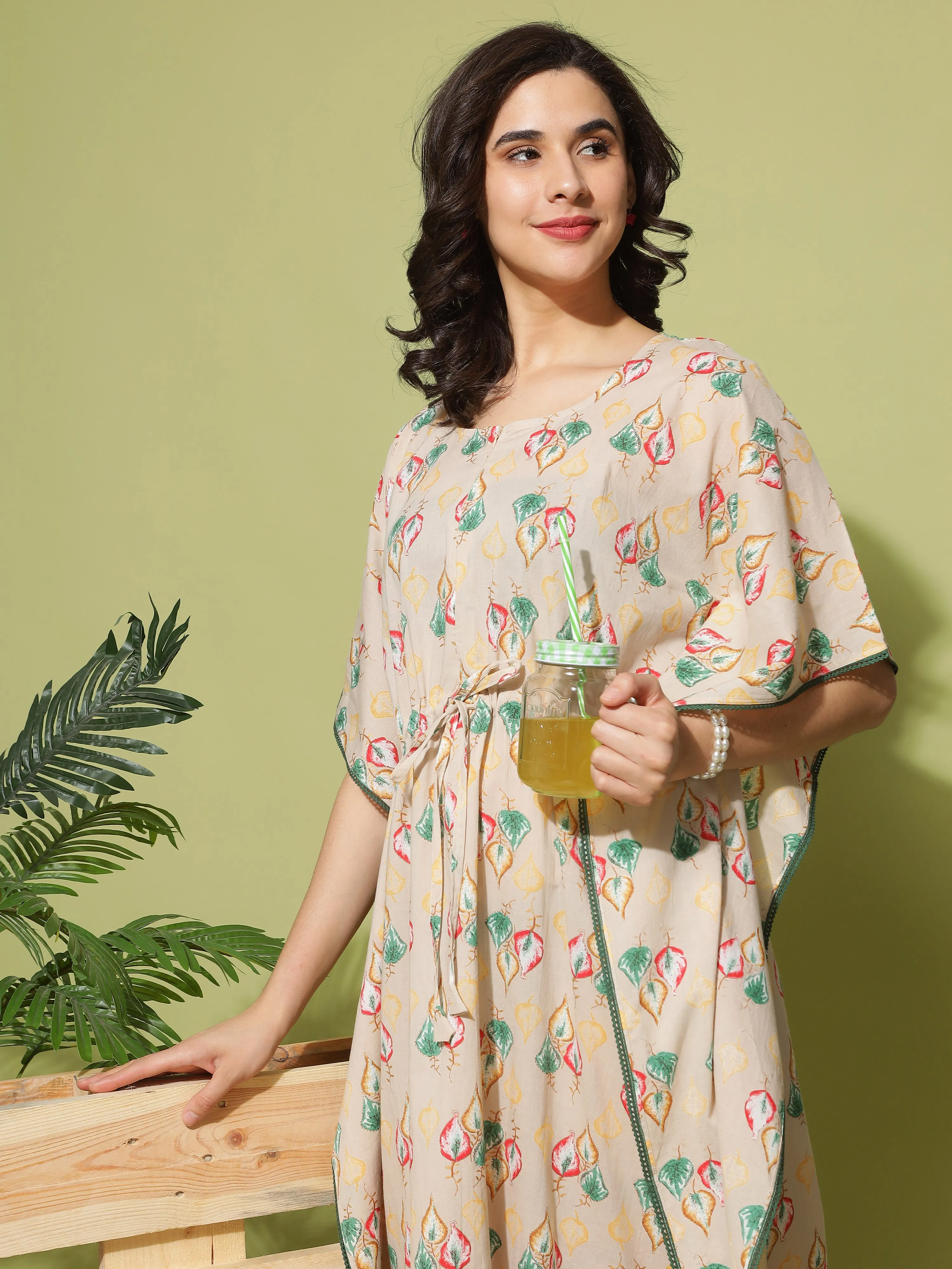 Beige Beauty: Stylish Maternity Kaftan with Nursing Functionality