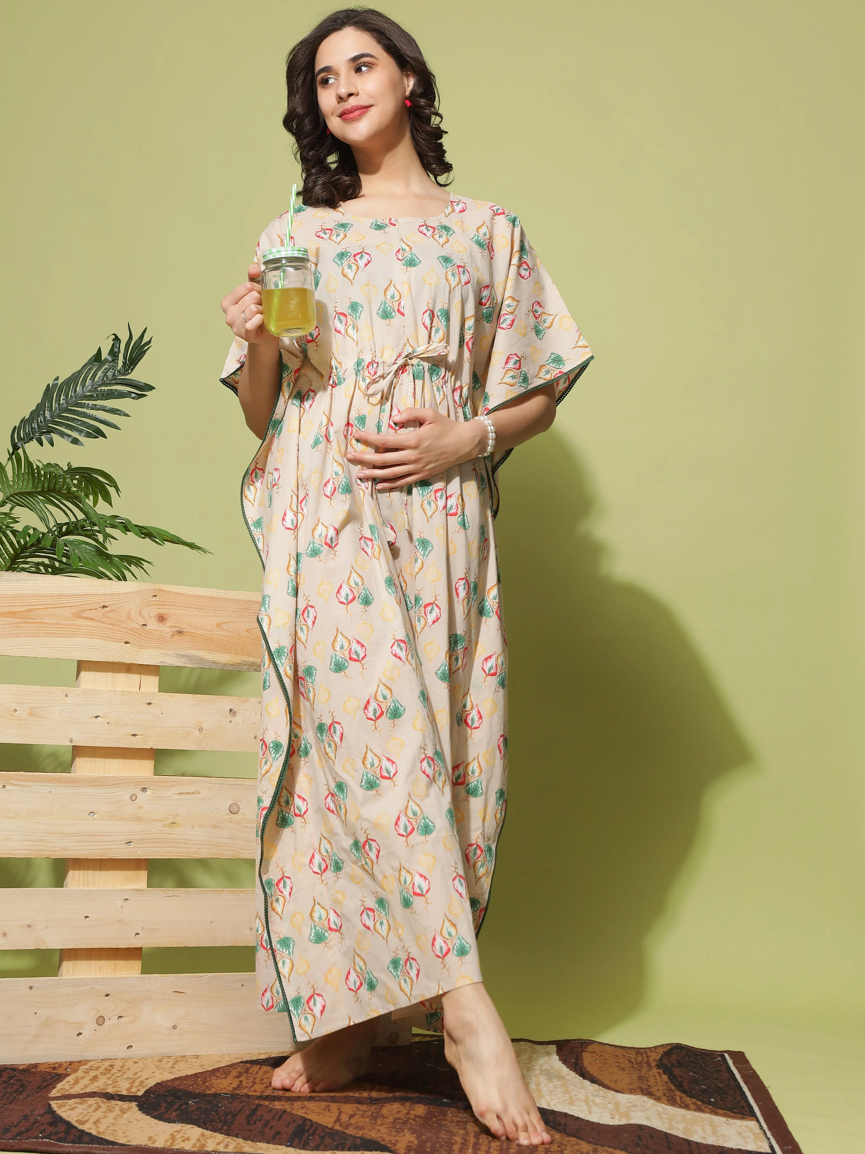 Beige Beauty: Stylish Maternity Kaftan with Nursing Functionality