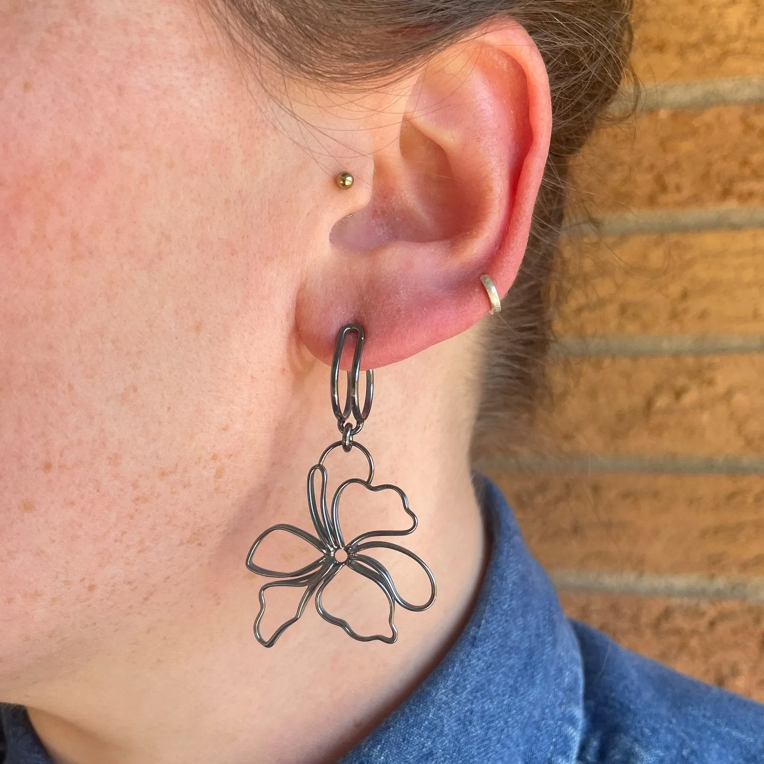 Breezy Floral Earrings