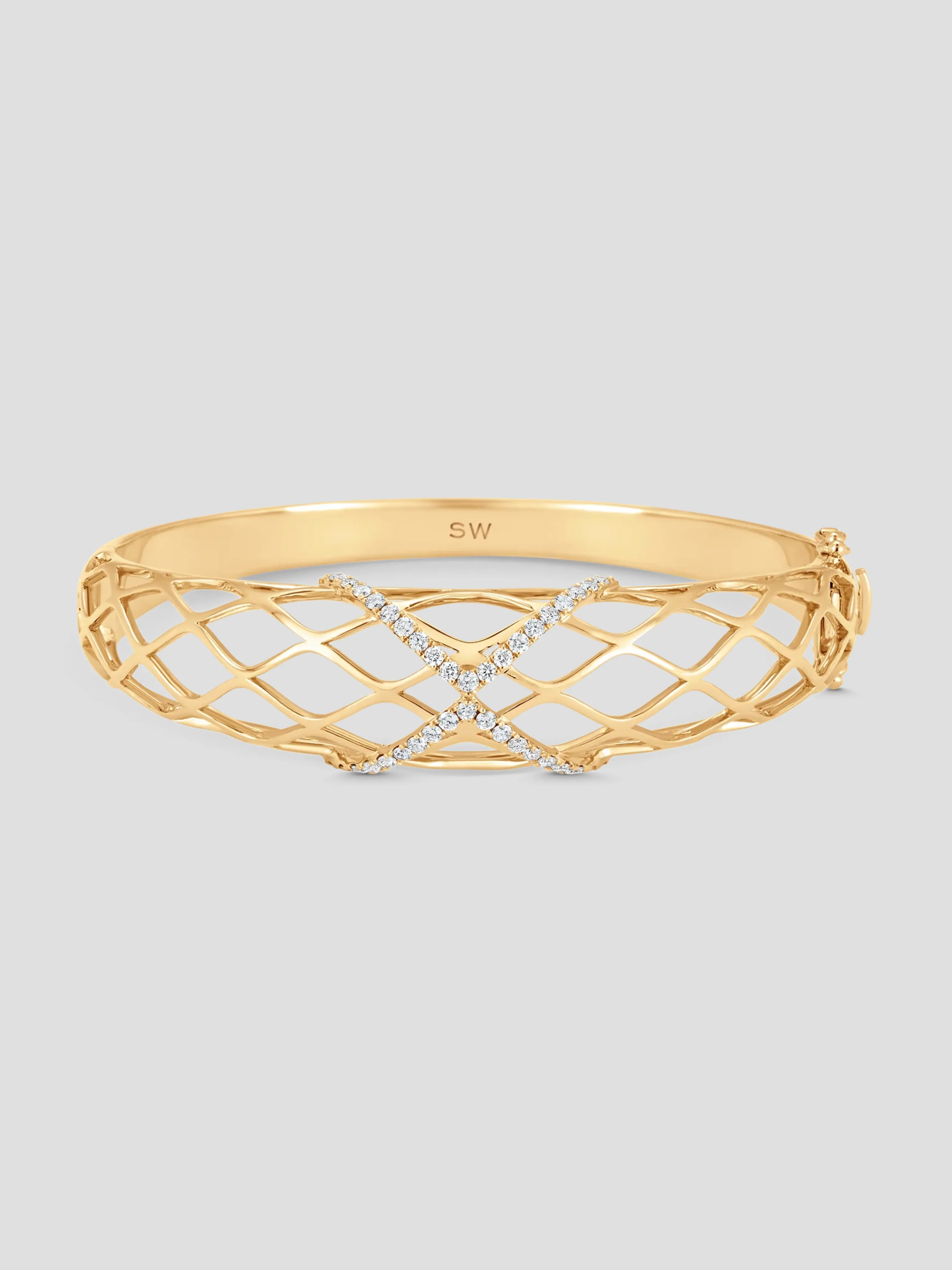 Dentelle Yellow Gold White Diamond Wave Bangle