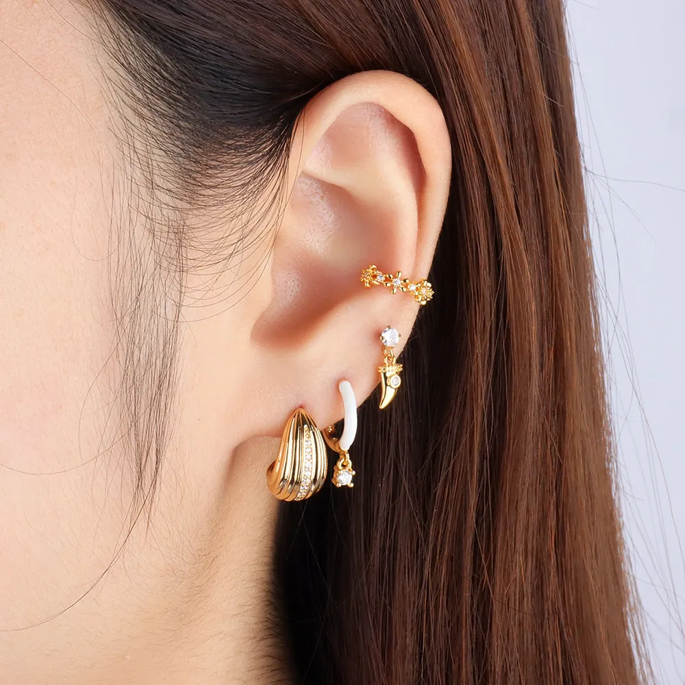 Exquisite Flower Ear Cuff