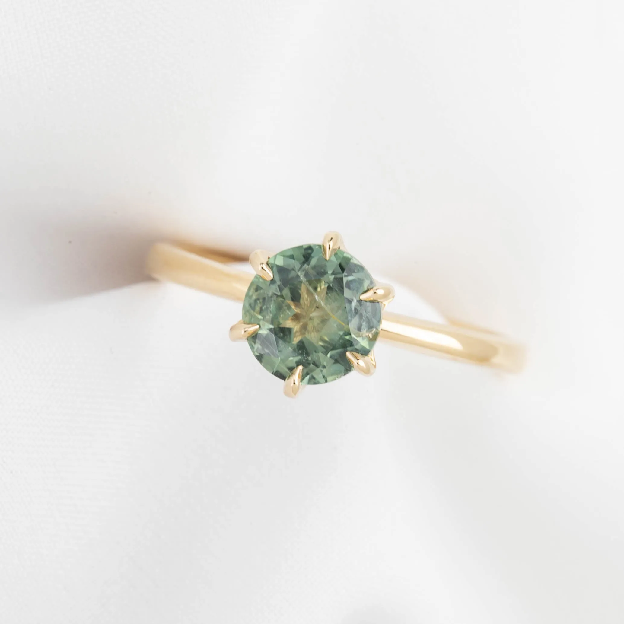 Floryn Ring 1.46ct Light Green Round Montana Sapphire, 14K Yellow Gold (One of a kind)