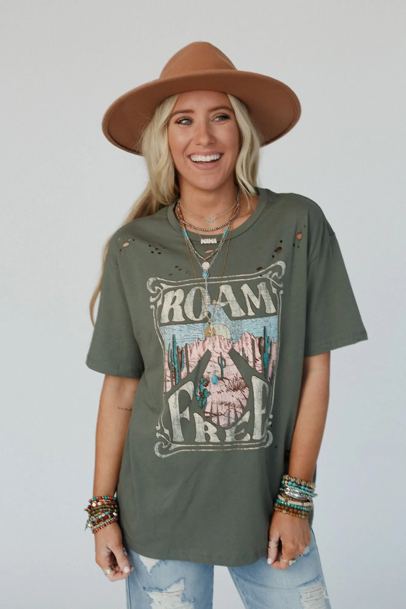 Roam Free Graphic Tee - Olive