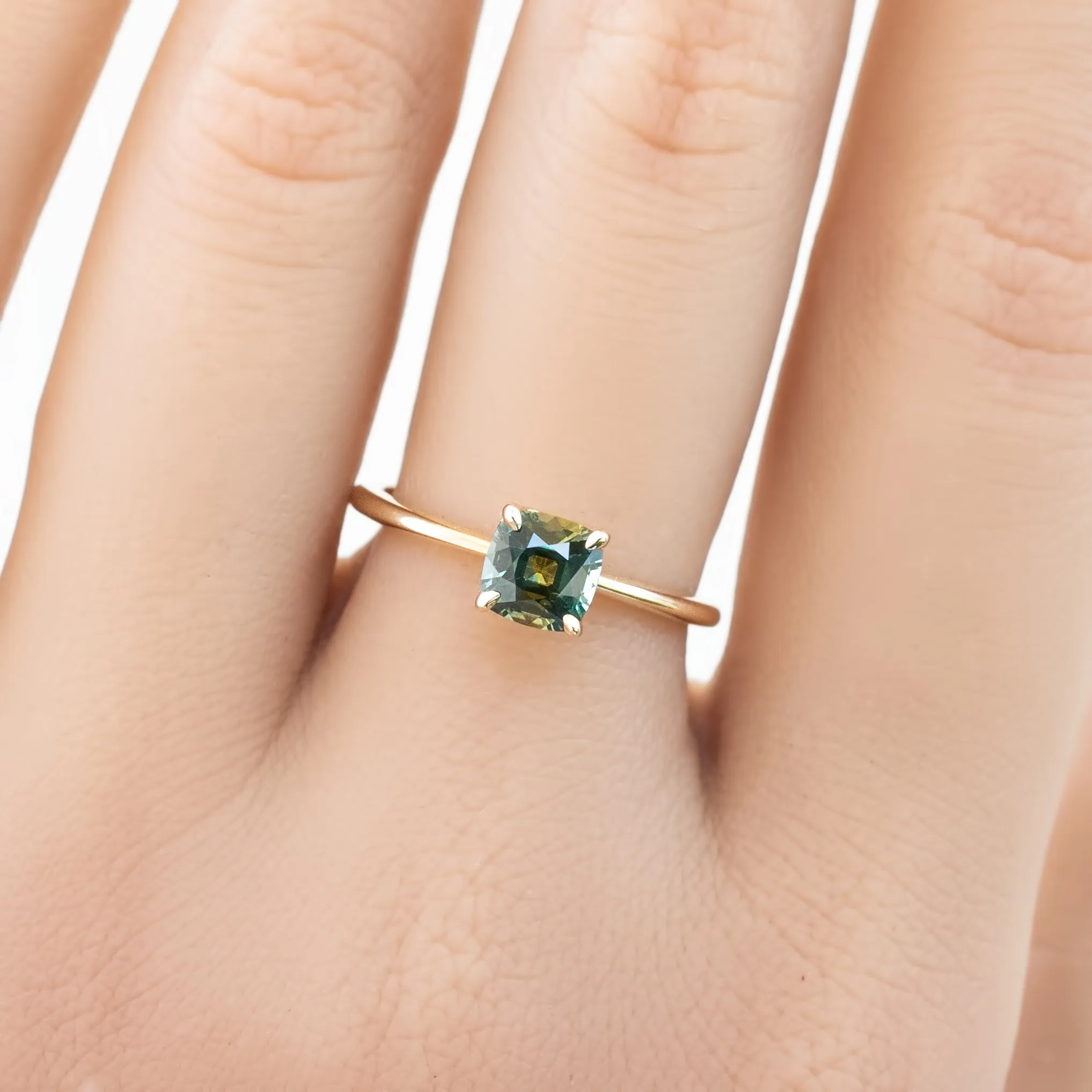 Sara Ring 0.93ct Parti Green Yellow Montana Sapphire, 14K Yellow Gold (One of a kind)