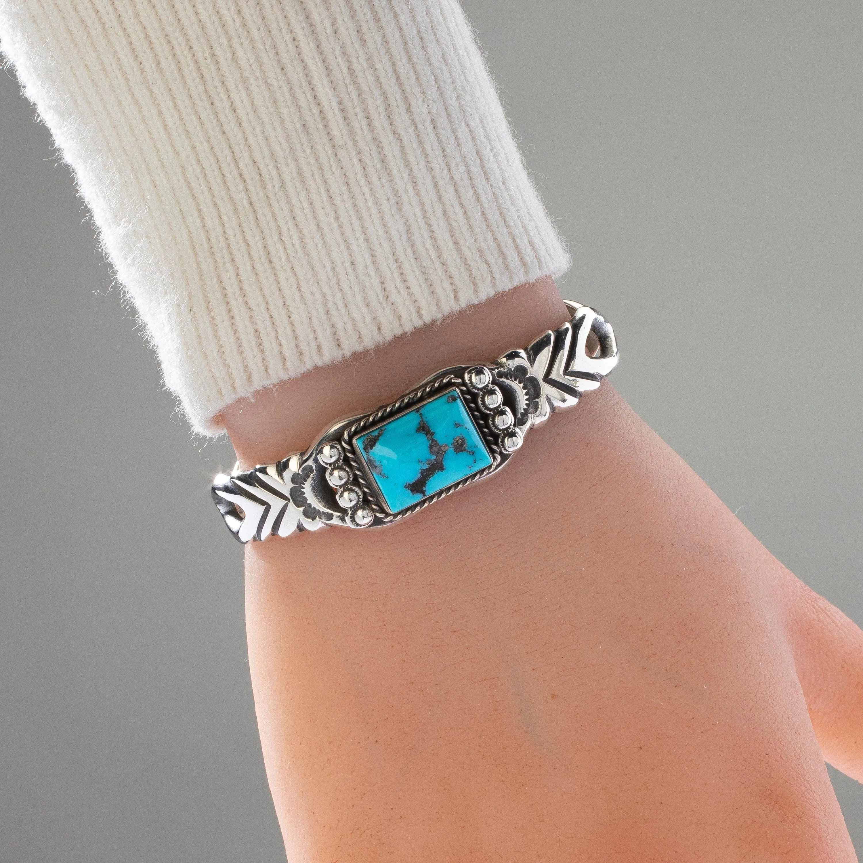 Sleeping Beauty Turquoise Rectangular Navajo USA Native American Made 925 Sterling Silver Cuff