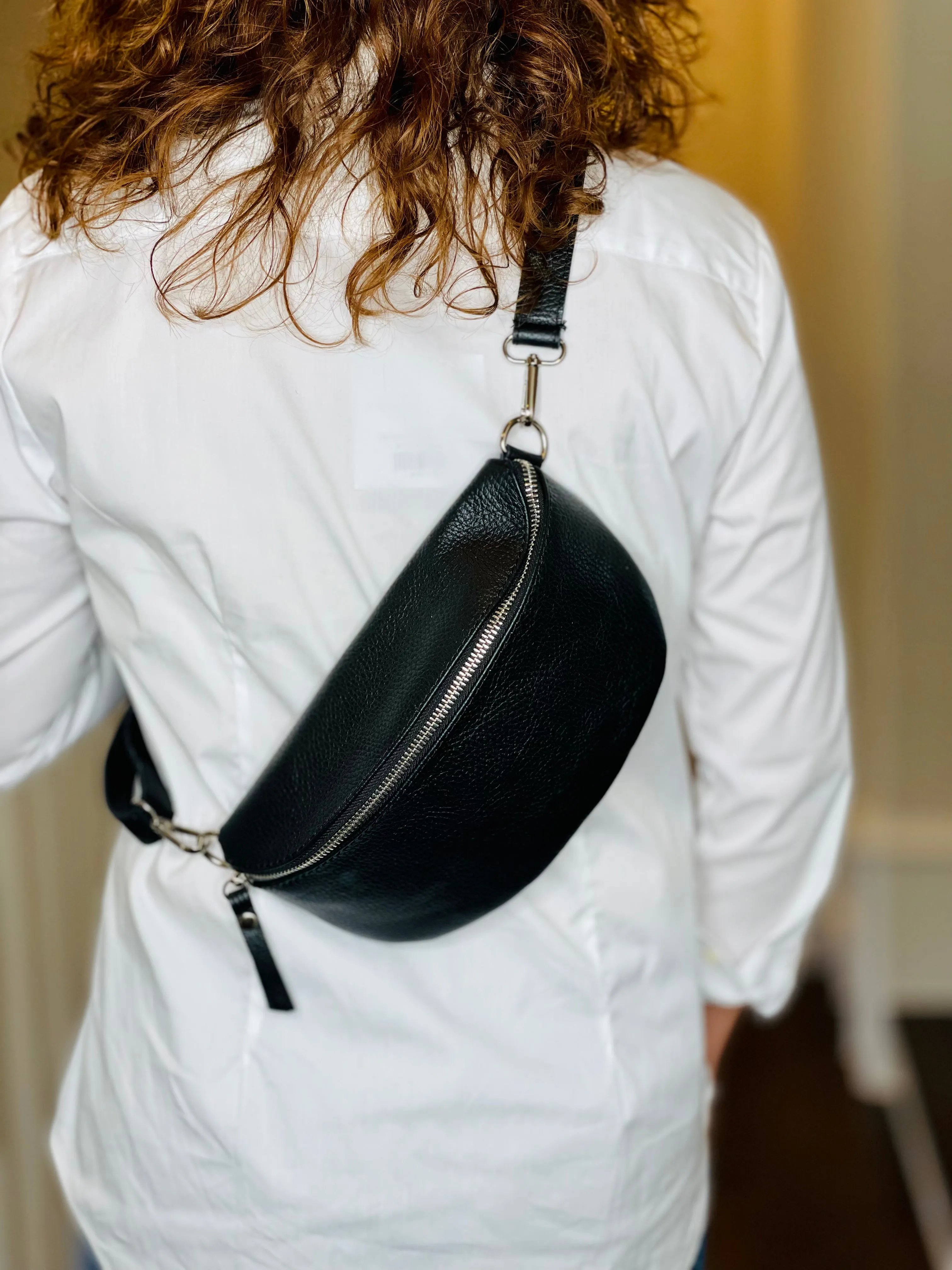 Small Leather Crossbody Bag in Black