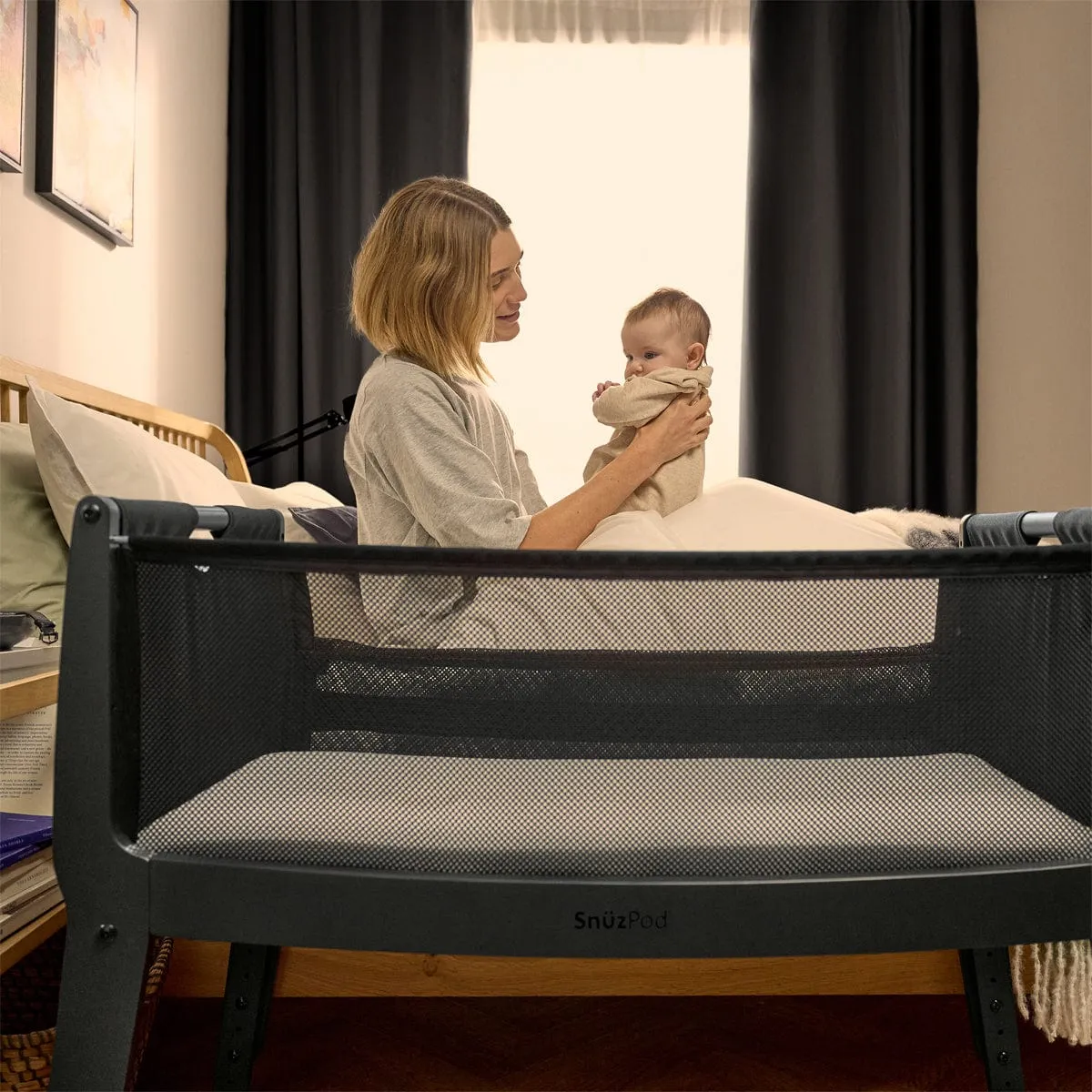 SnuzPod Studio Bedside Crib - Graphite