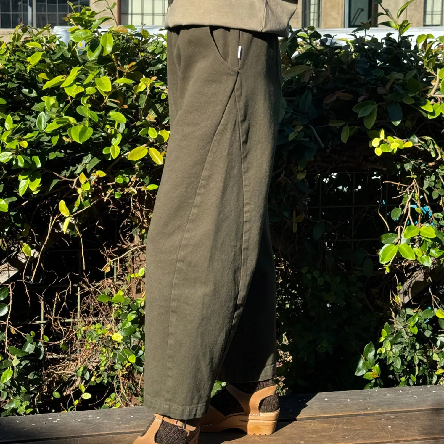 Womens Cotton Arc Pants - Olive Canvas